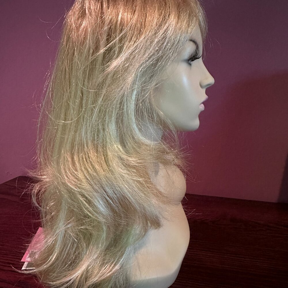 PEACE wig by Estetica